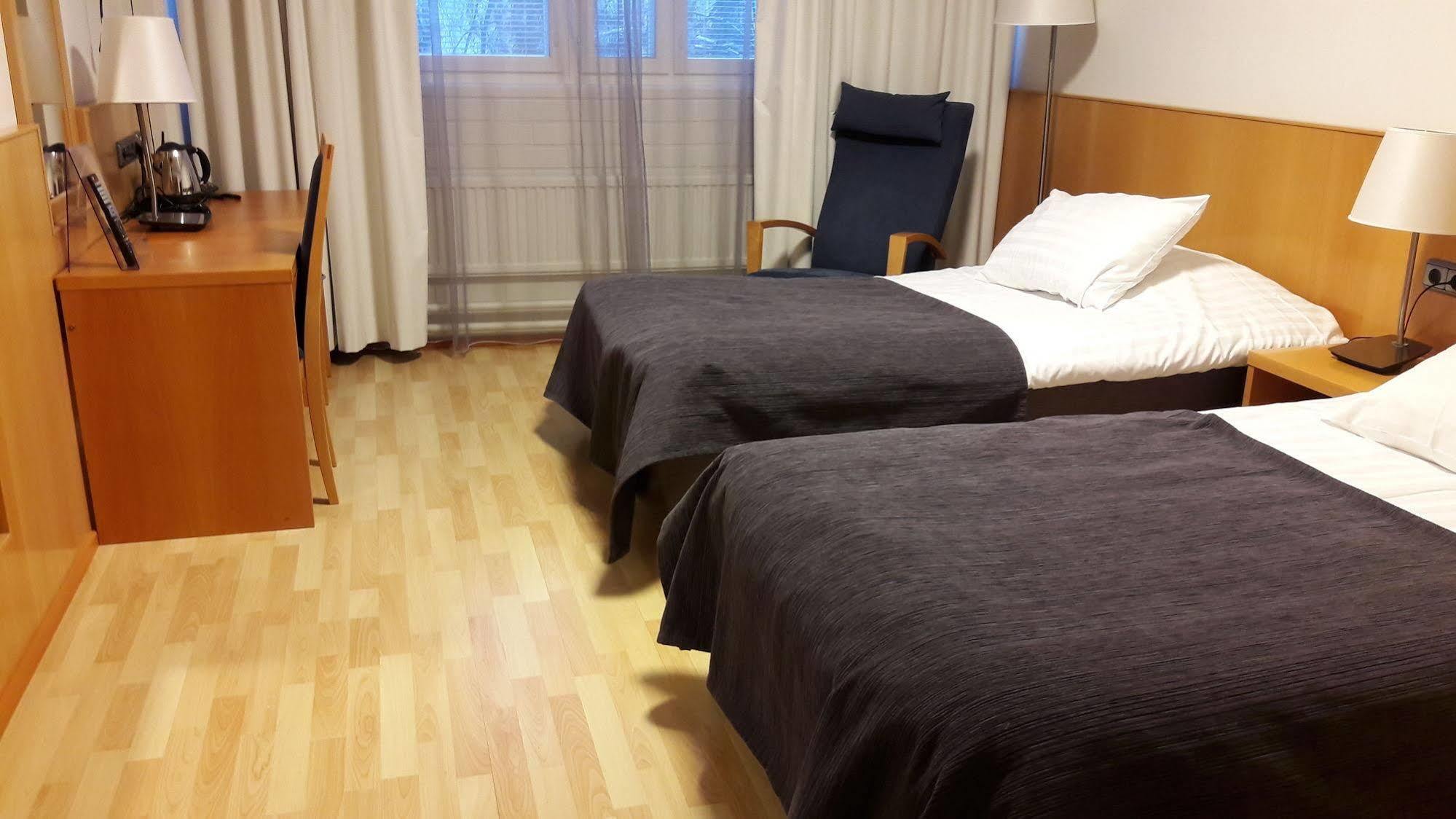 Economy Hotel Savonia Kuopio Dış mekan fotoğraf